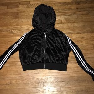 Black Cropped Zip Up